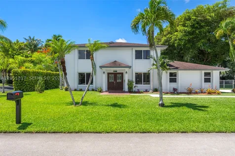 8744 SW 176th Terrace Palmetto Bay FL 33157