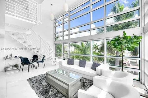 421 Meridian Avenue Miami Beach FL 33139