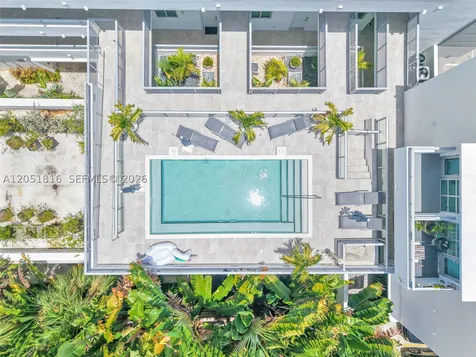 421 Meridian Avenue Miami Beach FL 33139