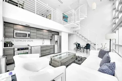 421 Meridian Avenue Miami Beach FL 33139