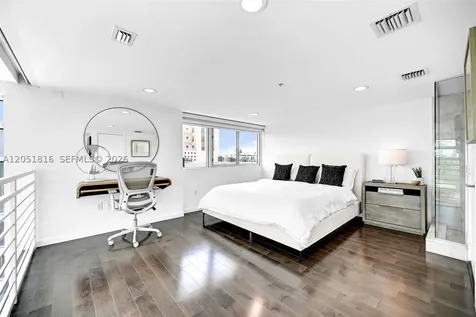 421 Meridian Avenue Miami Beach FL 33139