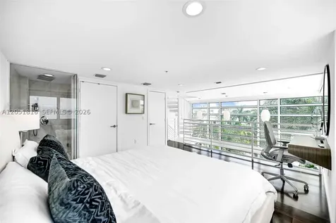 421 Meridian Avenue Miami Beach FL 33139