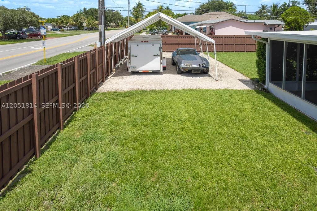1700 N Park Road Hollywood FL 33021