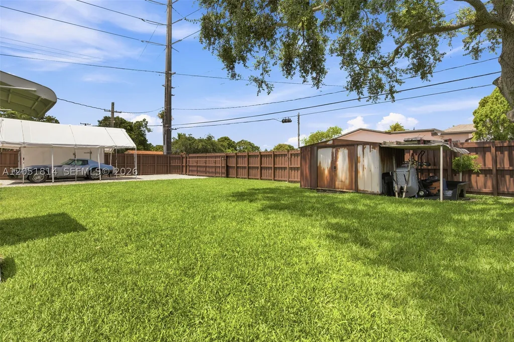 1700 N Park Road Hollywood FL 33021