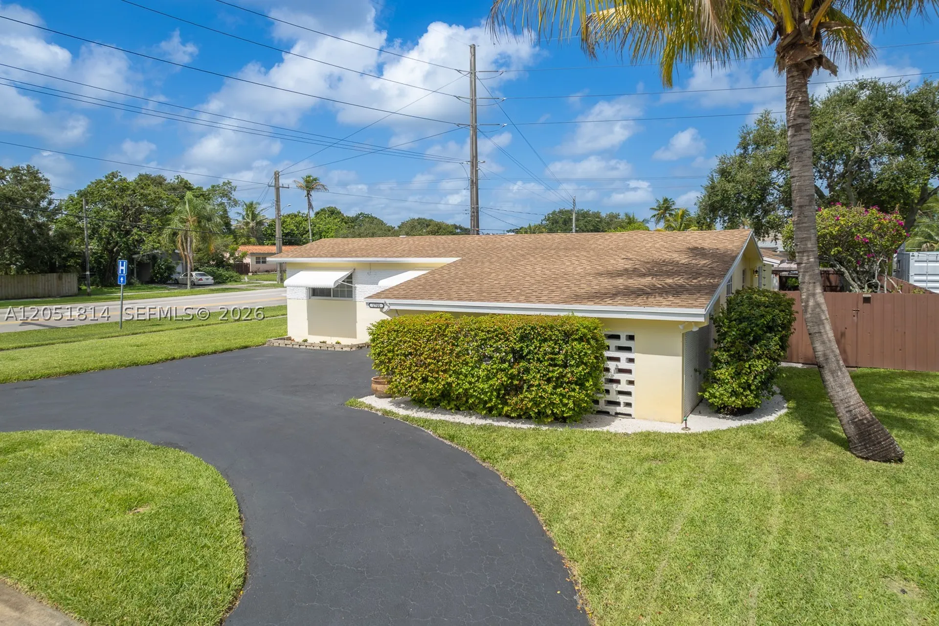 1700 N Park Road Hollywood FL 33021