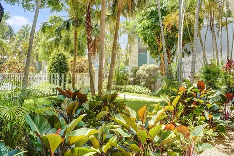 4600 SW 67th Avenue Miami FL 33155