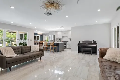 1255 Taylor Street Hollywood FL 33019