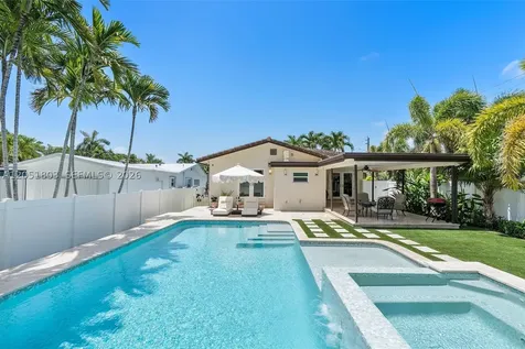 1255 Taylor Street Hollywood FL 33019