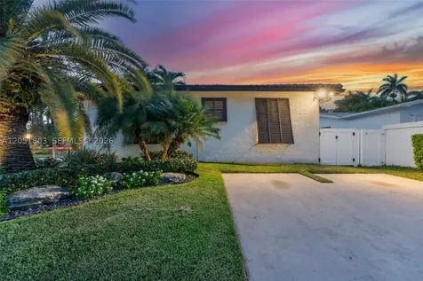 1255 Taylor Street Hollywood FL 33019