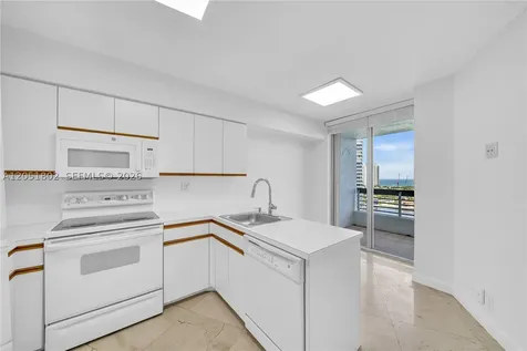 3600 Mystic Pointe Drive Aventura FL 33180