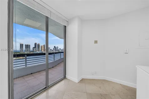 3600 Mystic Pointe Drive Aventura FL 33180