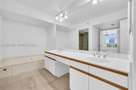 3600 Mystic Pointe Drive Aventura FL 33180