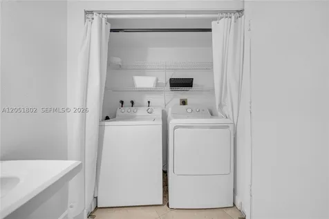 3600 Mystic Pointe Drive Aventura FL 33180