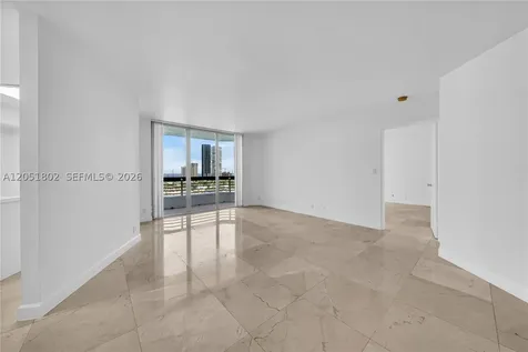 3600 Mystic Pointe Drive Aventura FL 33180