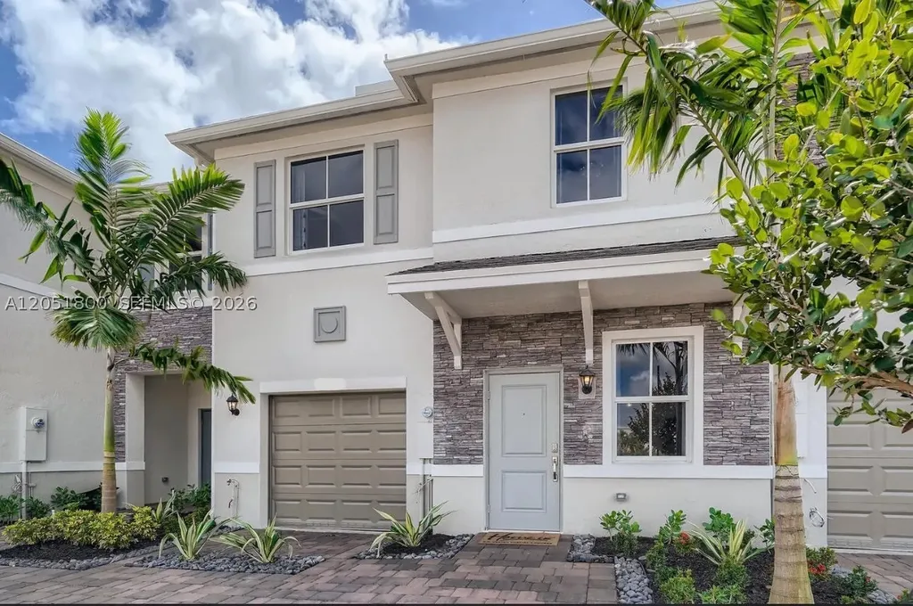 785 SE 18th Street Homestead FL 33034