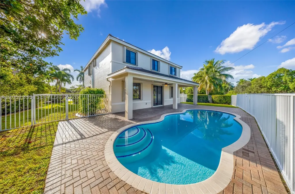 1538 Tamarind Court Weston FL 33327
