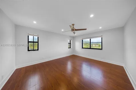 1538 Tamarind Court Weston FL 33327