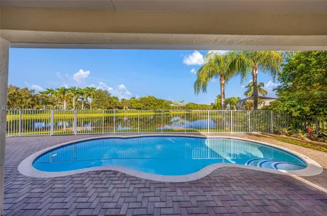 1538 Tamarind Court Weston FL 33327