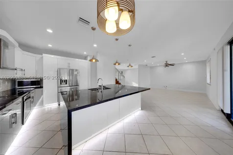 1538 Tamarind Court Weston FL 33327