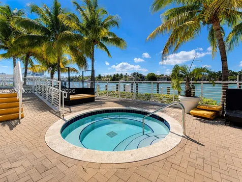 6580 Indian Creek Drive Miami Beach FL 33141
