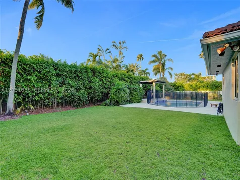 12401 SW 77th Street Miami FL 33183