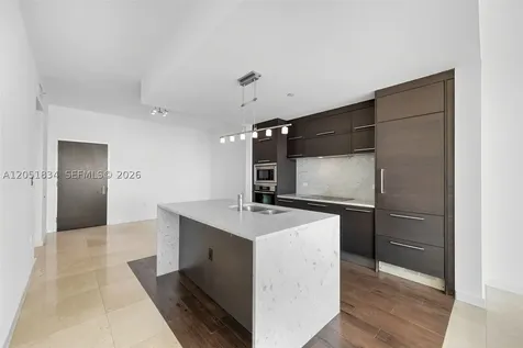 900 Biscayne Boulevard Miami FL 33132