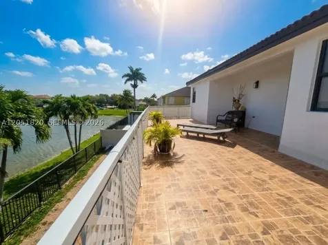 15350 SW 11 Street Miami FL 33178