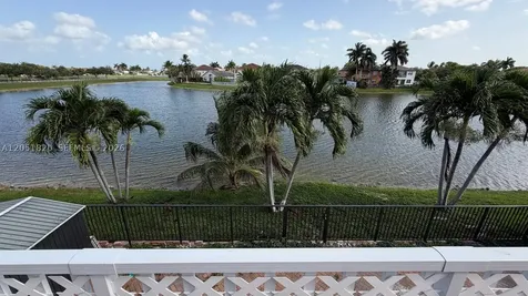 15350 SW 11 Street Miami FL 33178