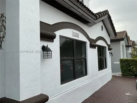 15350 SW 11 Street Miami FL 33178