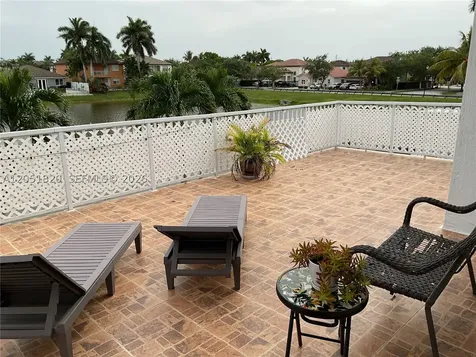 15350 SW 11 Street Miami FL 33178