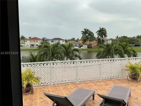 15350 SW 11 Street Miami FL 33178