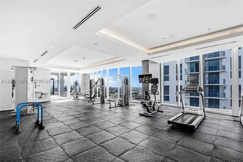 1010 SW 2nd Avenue Miami FL 33130