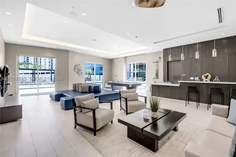 1010 SW 2nd Avenue Miami FL 33130