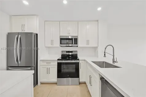 7900 Camino Circle Miami FL 33143