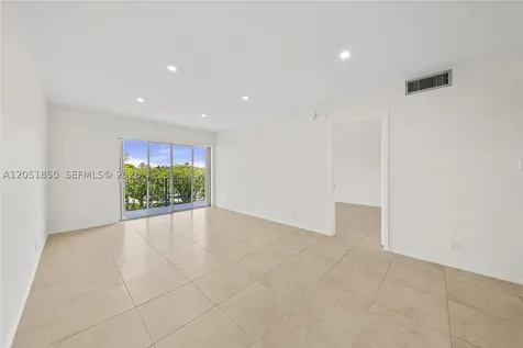 7900 Camino Circle Miami FL 33143