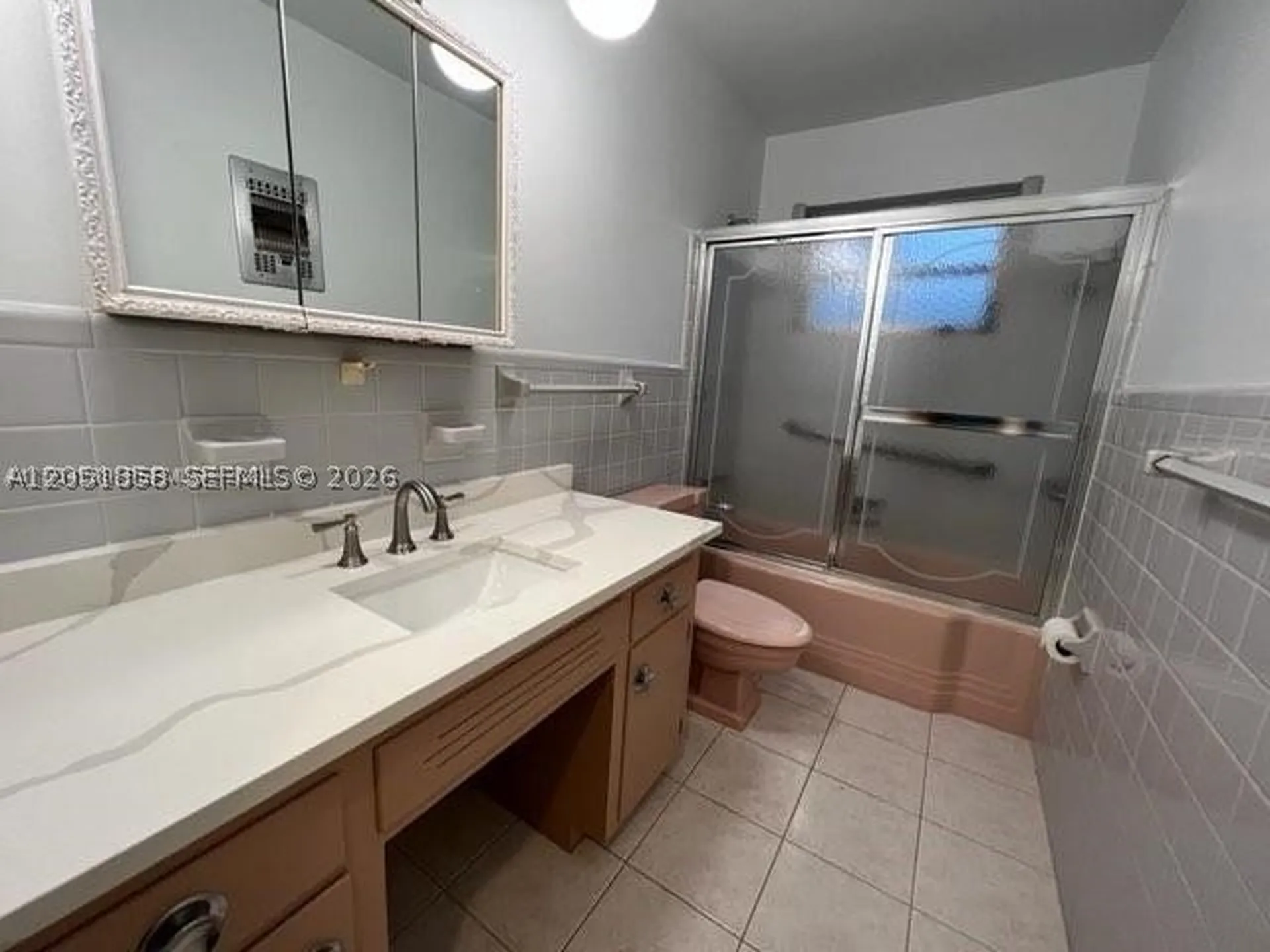 5637 Jefferson Street Hollywood FL 33023