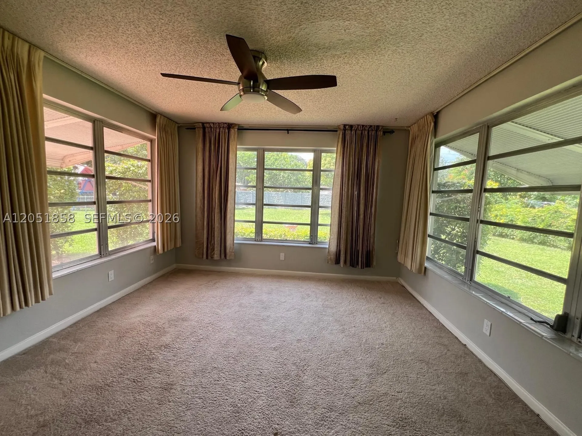 5637 Jefferson Street Hollywood FL 33023