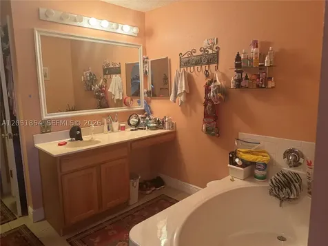 402 SE Crosspoint Drive Port St. Lucie FL 34983