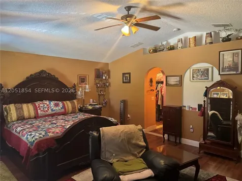 402 SE Crosspoint Drive Port St. Lucie FL 34983