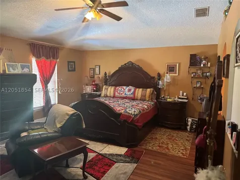 402 SE Crosspoint Drive Port St. Lucie FL 34983