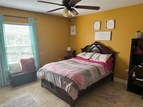 402 SE Crosspoint Drive Port St. Lucie FL 34983