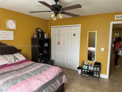 402 SE Crosspoint Drive Port St. Lucie FL 34983