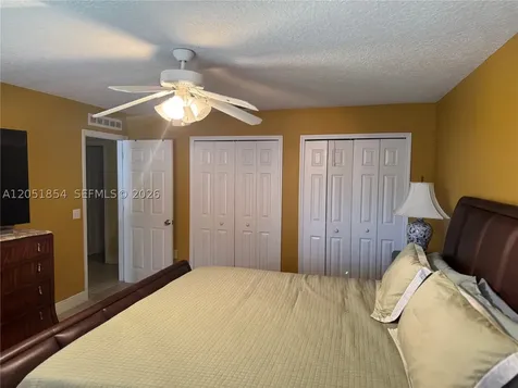 402 SE Crosspoint Drive Port St. Lucie FL 34983