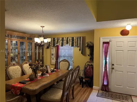 402 SE Crosspoint Drive Port St. Lucie FL 34983