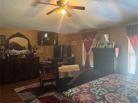 402 SE Crosspoint Drive Port St. Lucie FL 34983