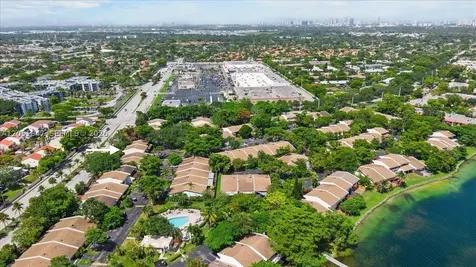 19996 NE 5th Court Miami FL 33179