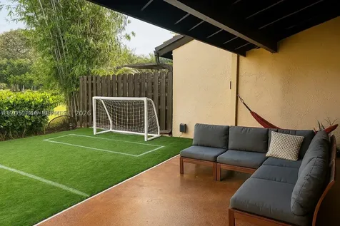 7441 Bay Hill Drive Hialeah FL 33015