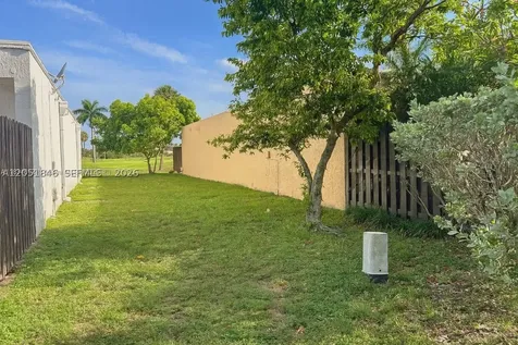 7441 Bay Hill Drive Hialeah FL 33015