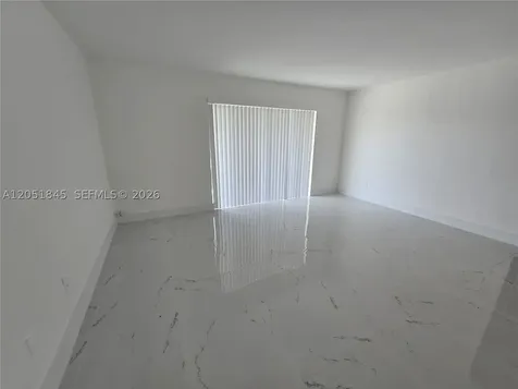 10375 N Kendall Drive Miami FL 33176