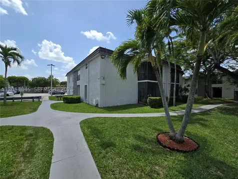 10375 N Kendall Drive Miami FL 33176